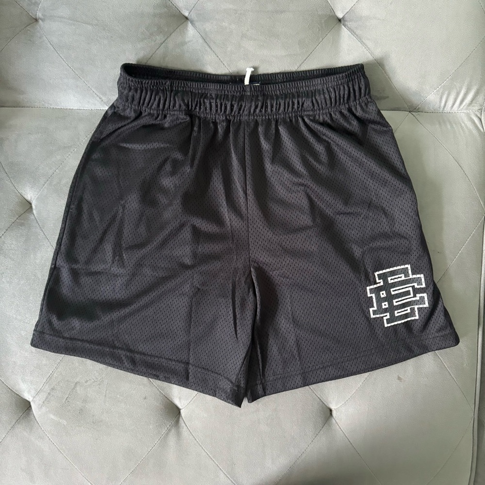 NEW Eric Emanuel EE Basic Short Black Size L